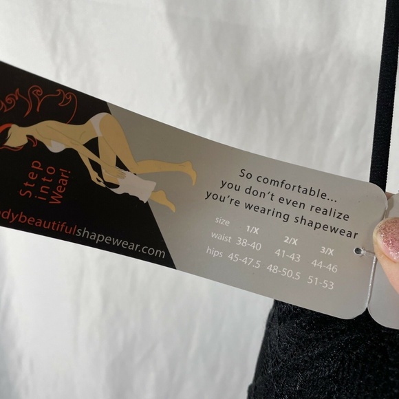 NWT Body Beautiful [ PLUS‎ 3X ] Smooth & Silky Bra Lace Trim Bodysuit - Picture 10 of 12